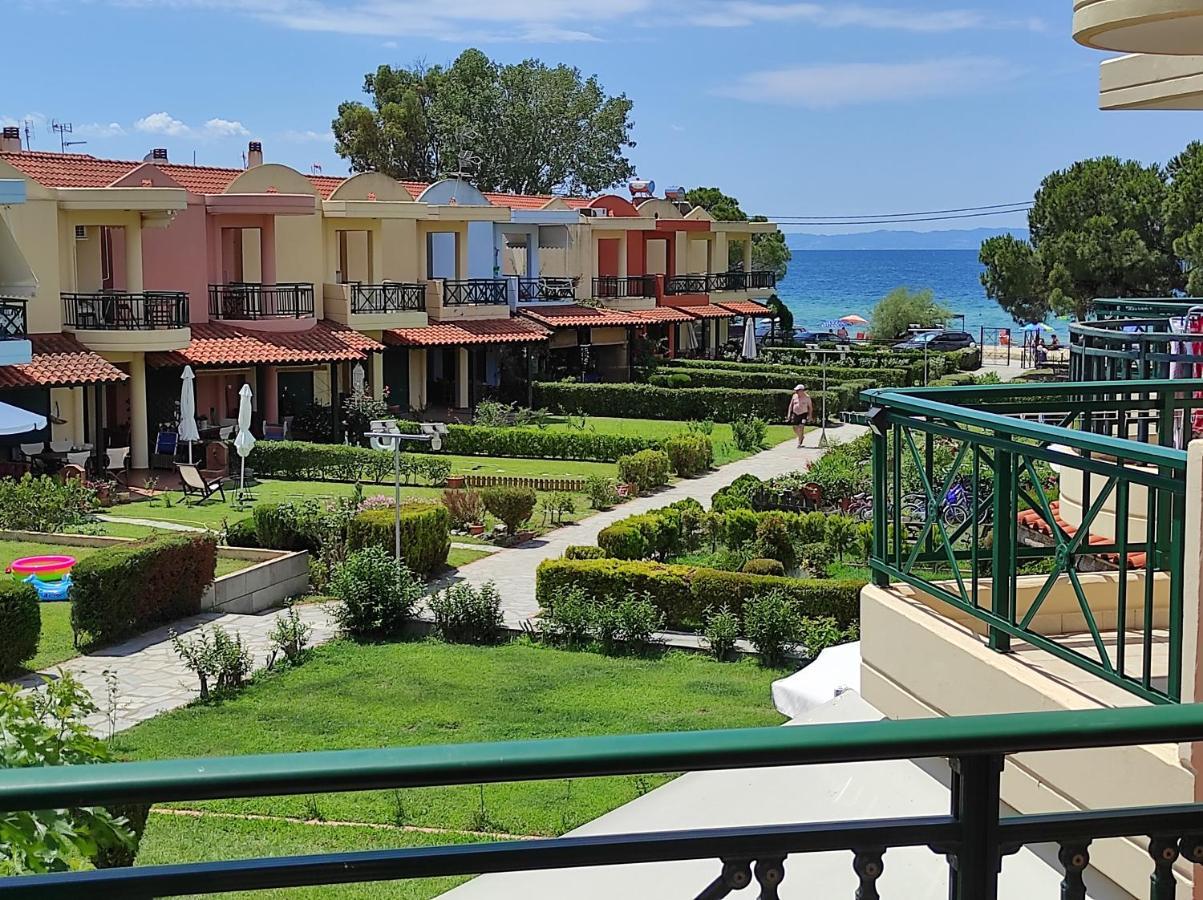 Marianne Villa Nikiti  Exterior photo
