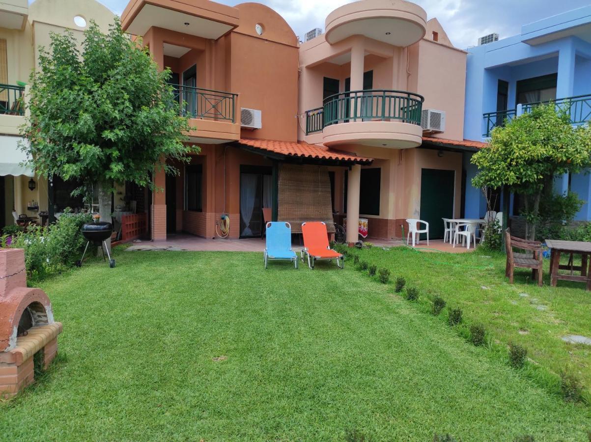 Marianne Villa Nikiti  Exterior photo