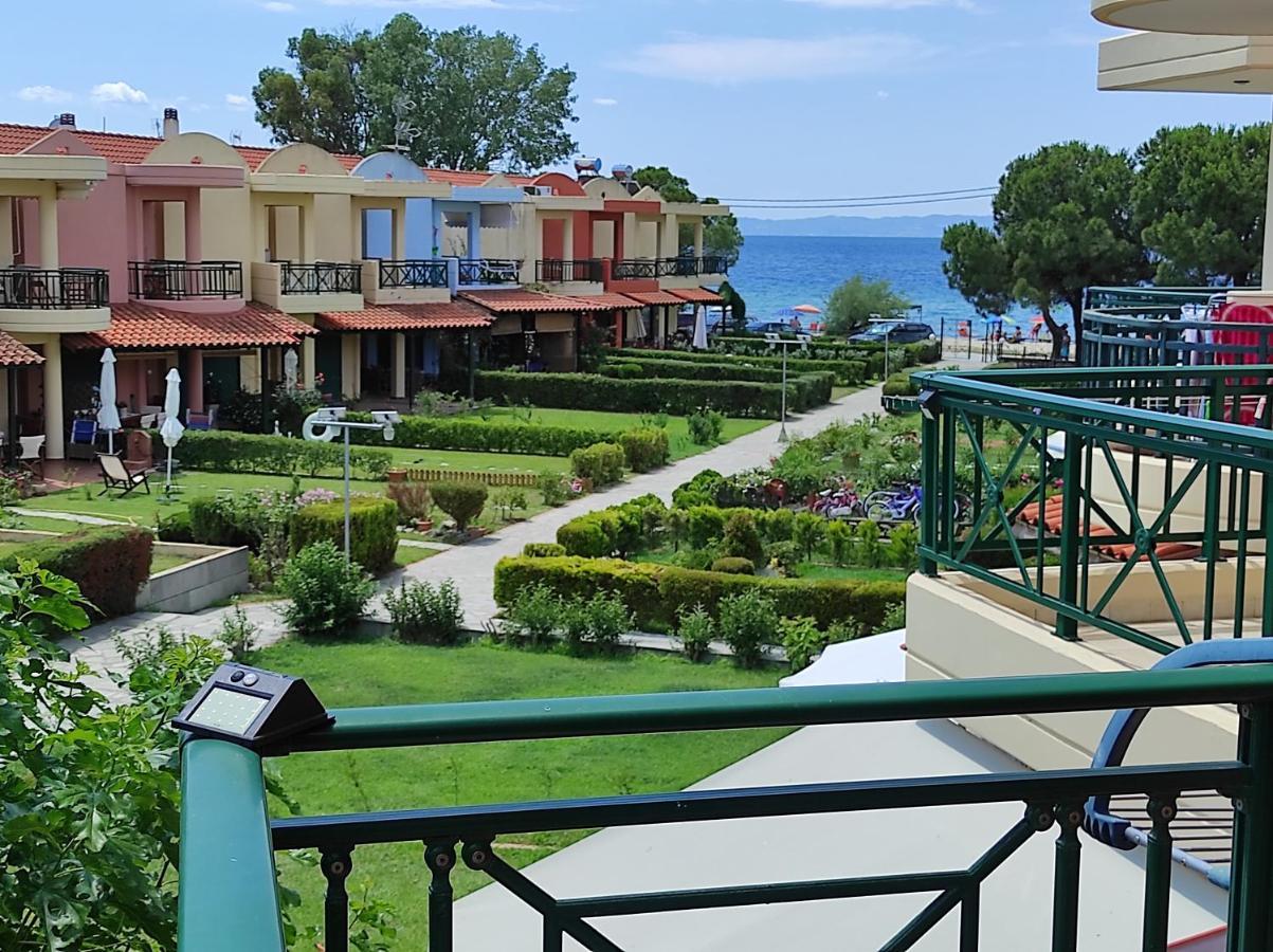 Marianne Villa Nikiti  Exterior photo